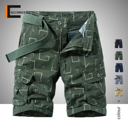 2020 Summer New Men Military Shorts Casual Loose Knee Length Mens Cargo Shorts Vintage Classic Pockets Printing Cargo Shorts